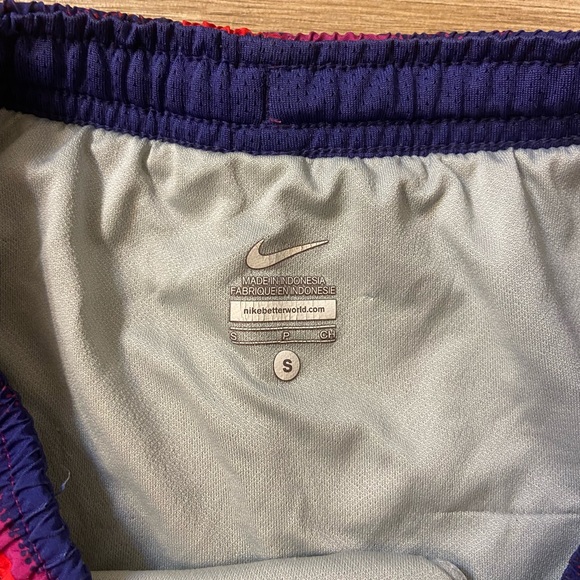 Nike Running Shorts - Picture 4 of 4